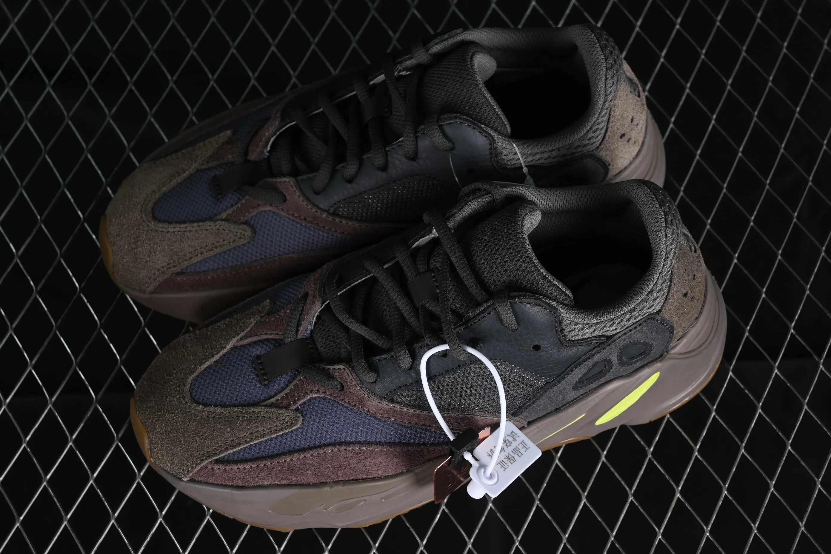 All Categories Ad Yeezy Coconut Series G Version Ad Calabasas Yeezy Boost 700 Runner EE9614 Kanye Coconut 700 3M Reflective Running Shoes